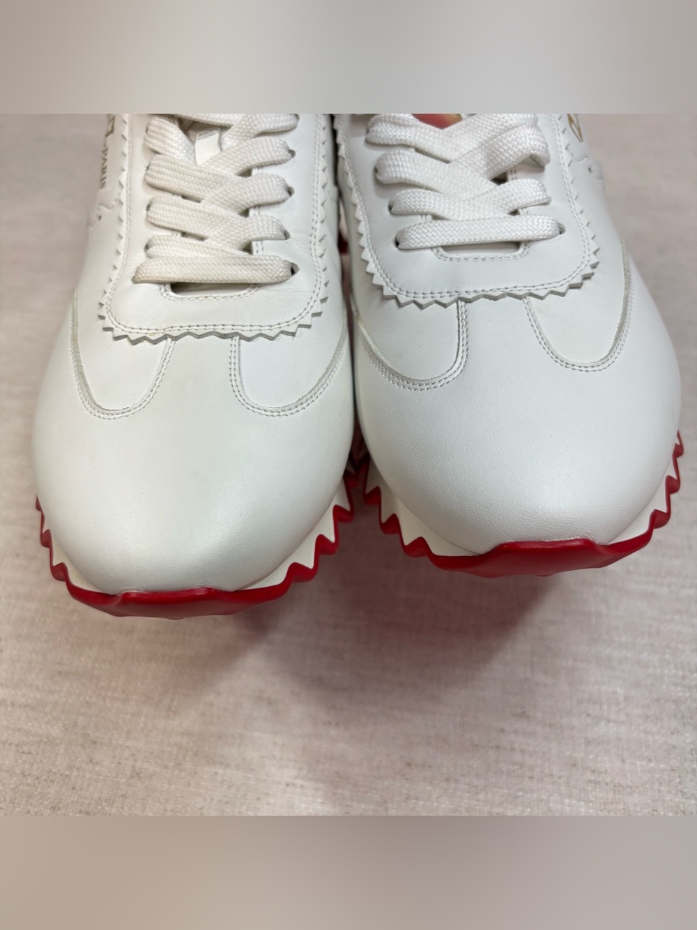 Authentic Christian Louboutin Men’s size 41 Loubishark Sneakers in white red - Picture 3 of 12